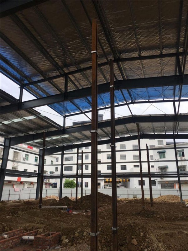 鋼結(jié)構(gòu)